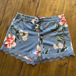 Flowered shorts